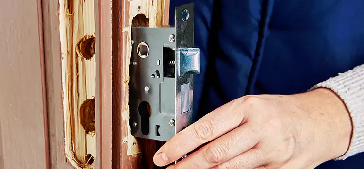 Garage Door Lock Replacement Del City